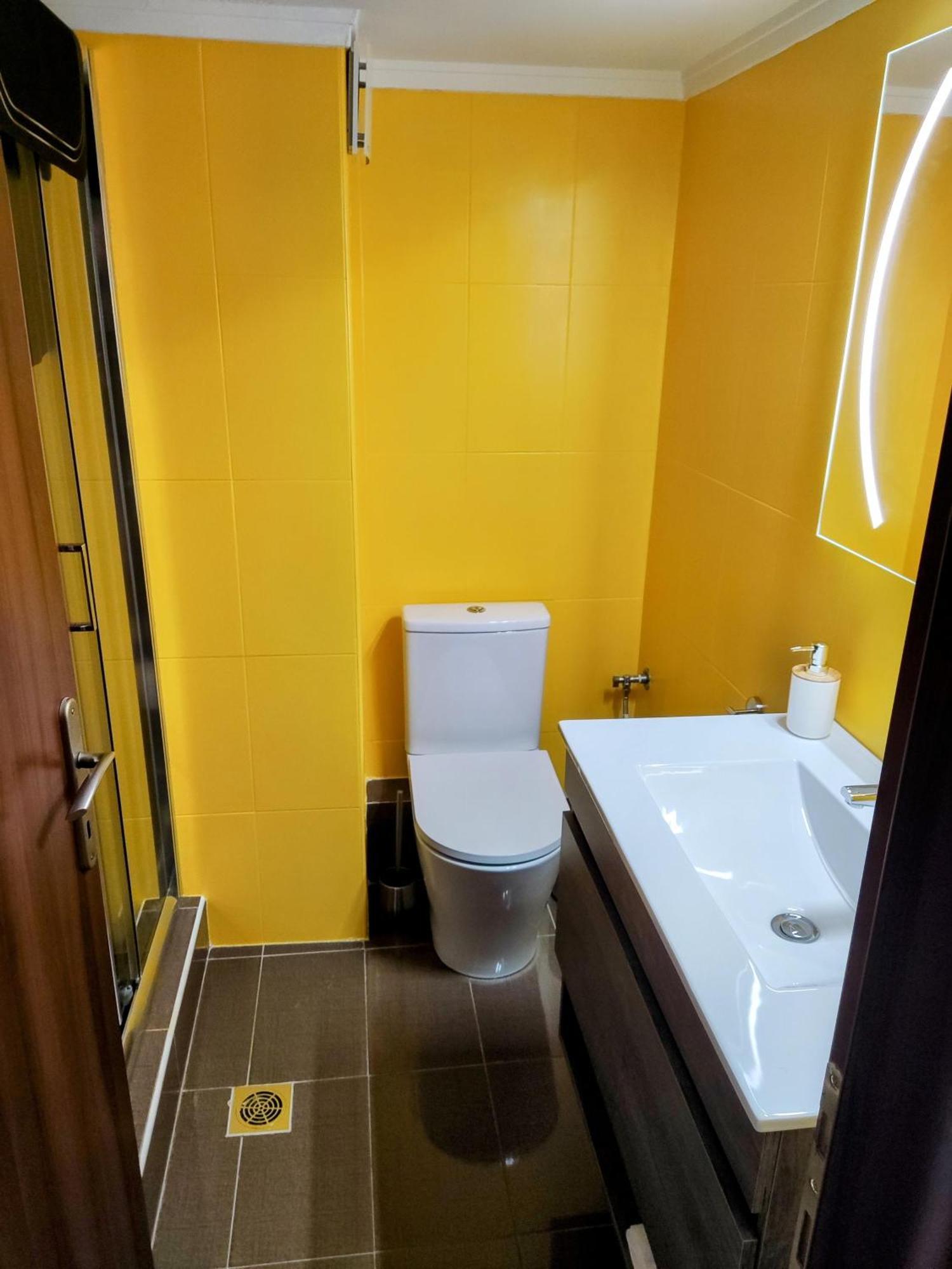Cozy Apt! Friends & Family - Private Paid Parking Thessaloniki Buitenkant foto