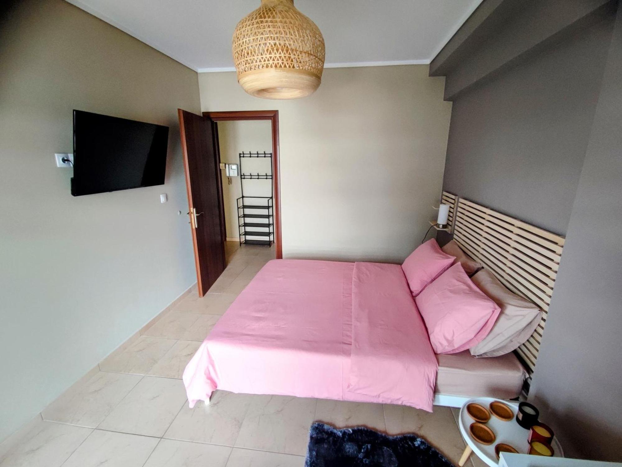 Cozy Apt! Friends & Family - Private Paid Parking Thessaloniki Buitenkant foto